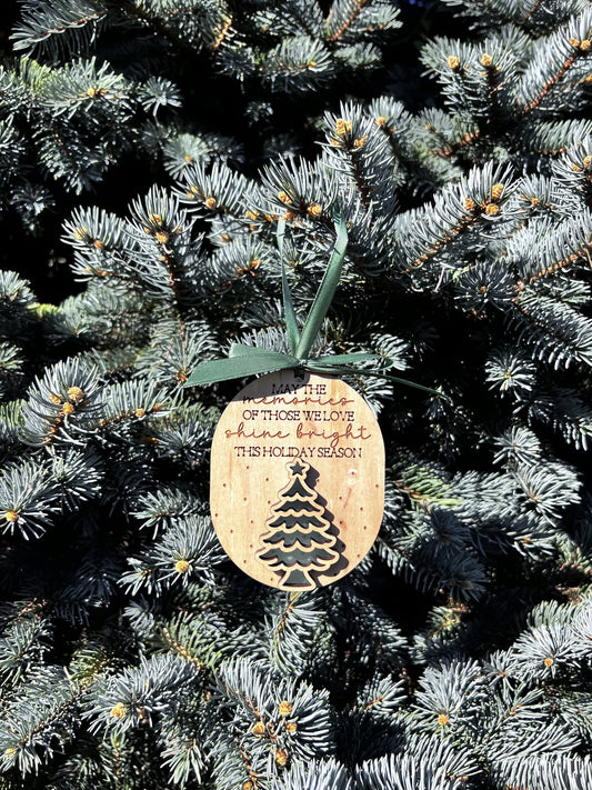 Memories shine bright ornament with green string