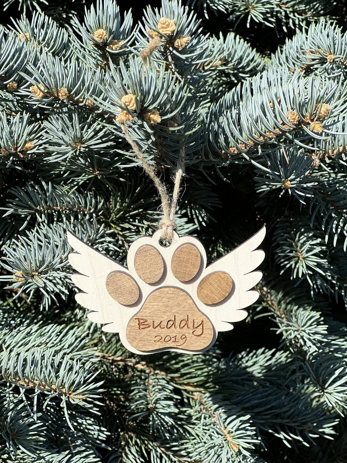Pet memorial paw print ornament with angel wings